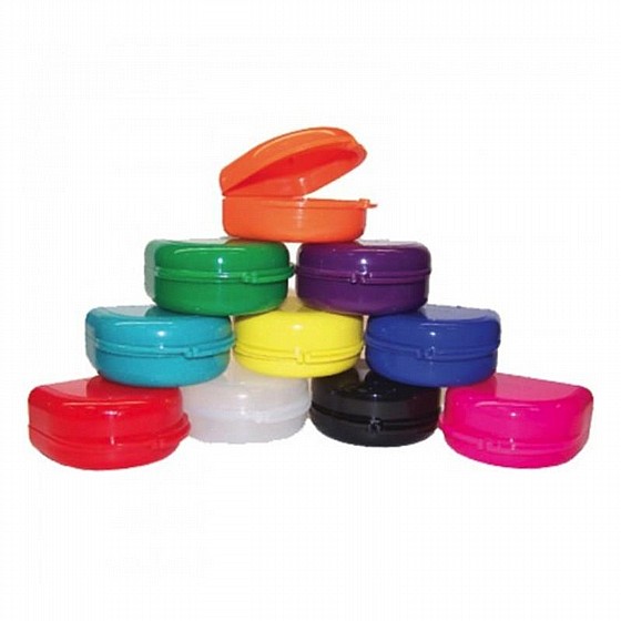 ������� ����� ������� OrthoQuest Retainer Box Cases For Appliances  