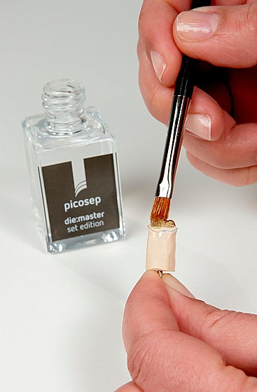  �������� ������ ������ ���� 15�"� ������ Renfert Die Master Varnish Spacer