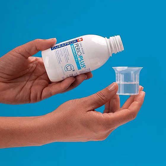 �� �� ������ ���� ����� 200 ��� Curaprox Perio Plus Regenerate CHX 0.09%