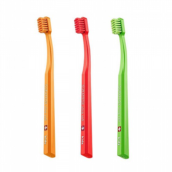 ���� 3 ������ ������ ������ ���� 4 ����� Curaprox Kids Ultra Soft