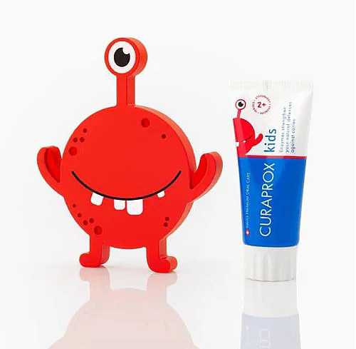 ���� ������ ������ ���� ��� ������ 2+ Curaprox Toothpaste Kids Strawberry