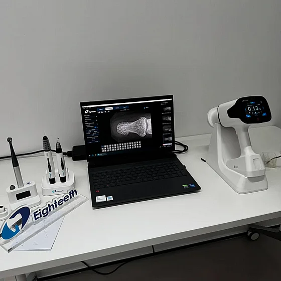 ����� ������ ����� ����� ���� �� ����� ����� ��� Eighteeth HyperLight-M Portable X-Ray Unit