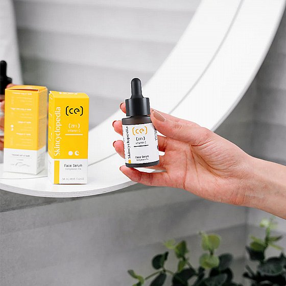 ���� ����� ���� ����� �� ������ Skincyclopedia Brightening Serum C